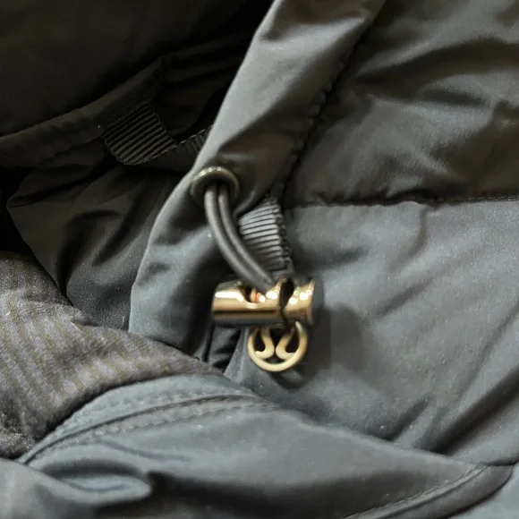 Lululemon Fluffed Up Pullover - Picture 4 of 7